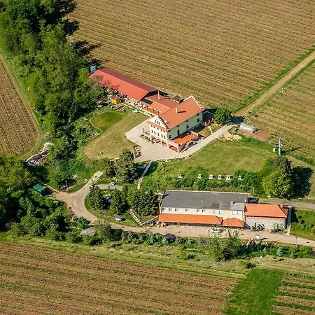 Penzion Rodinne Vinarstvo Durik * Opatovska Nova Ves