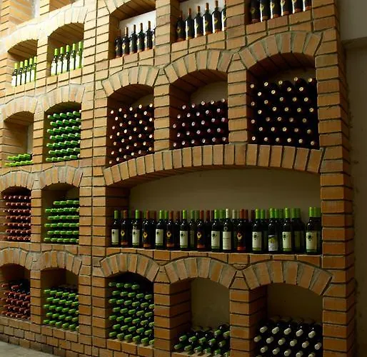 Penzion Rodinne Vinarstvo Durik 招待所 Opatovska Nova Ves